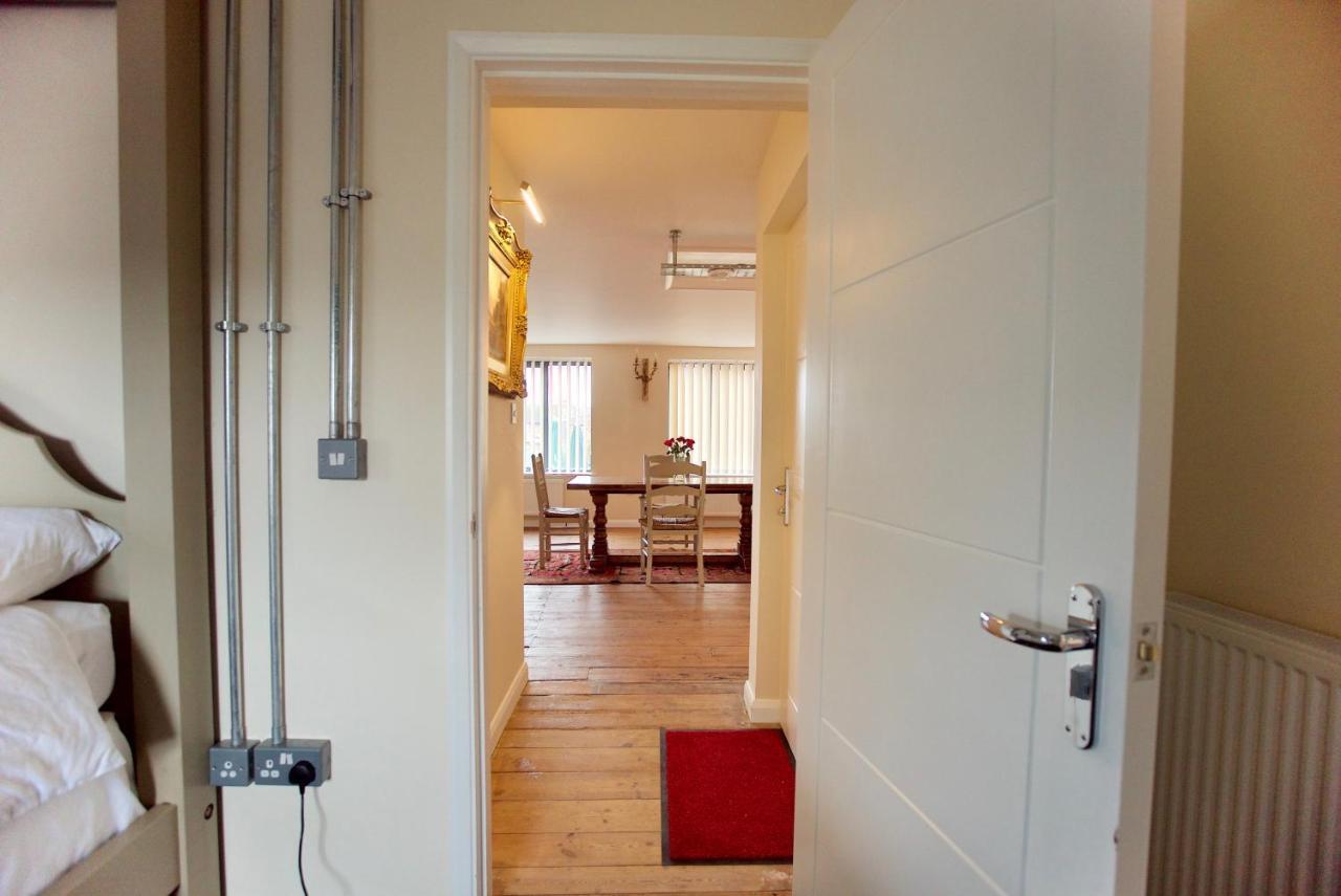 Spacious Apartment With Roof Terrace, Near The Waterfront, Ipswich Bagian luar foto